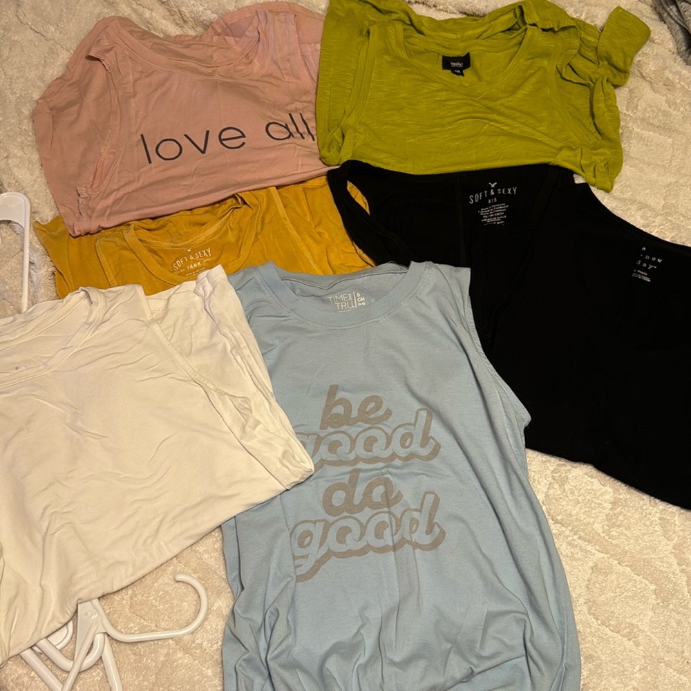 Tank Top Bundle - image 1